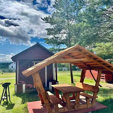 Puhkemajad Εξοχικό σπίτι *